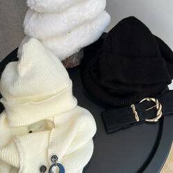 Ensemble bonnet et écharpe 🍂
.
#bonnet #echarpe #couleur #blanco #noir #noel #style #ceinture #bouclesdoreilles #look